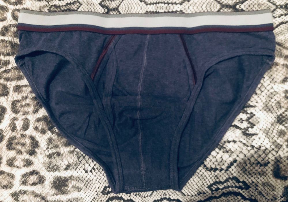 Cuecas/ slips homem muito confortáveis em  bom estado