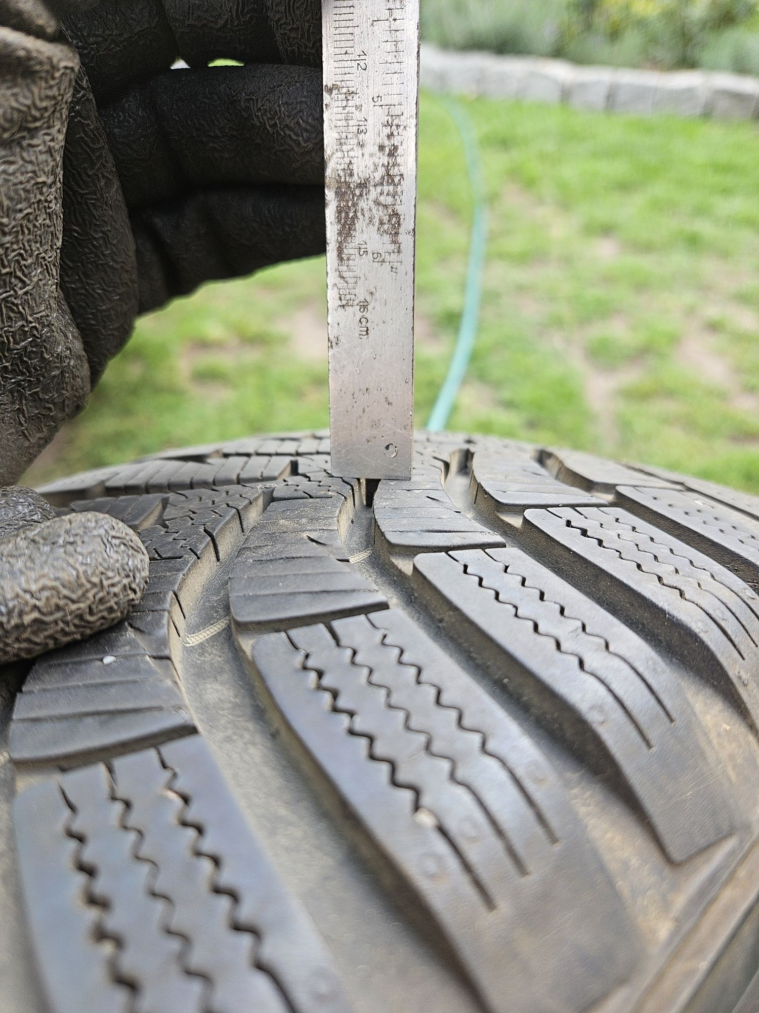 Opony zimowe  Hankook 195/65R15 91T  4 sztuki