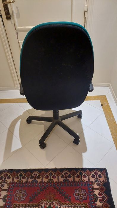 Vendo Cadeira de Escritório