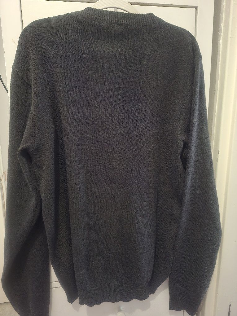Sweter czarny rozmiar XL