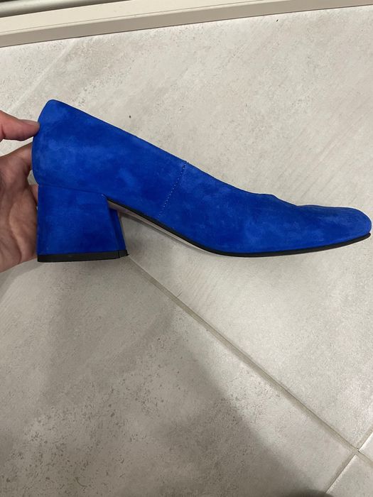 Продам з натуральної шкіри туфлі