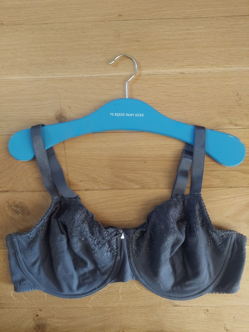 Skin To Skin biustonosz cotton elastic natural komfort r 95E/42DD