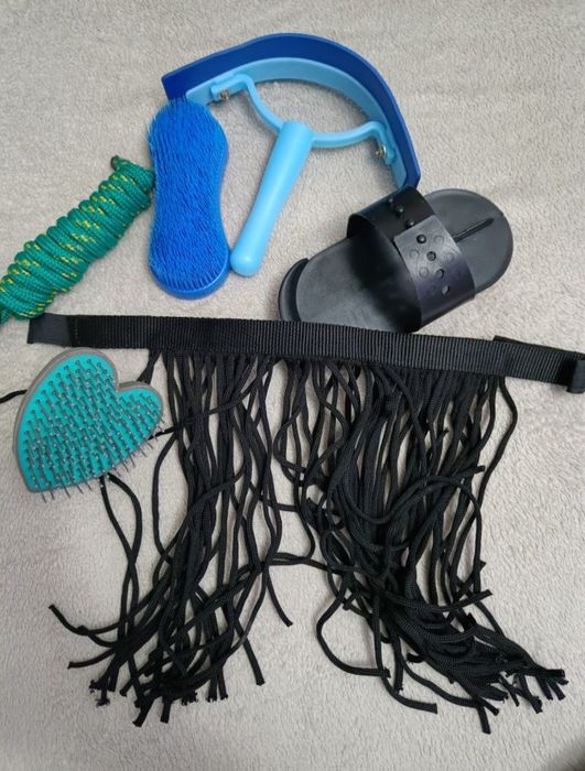 Zestaw do czyszczenia koni, zestaw szczotek do koni