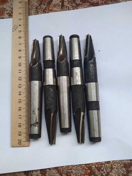 Фрезы конц. конич. 8/16мм и прочий интрумент.
