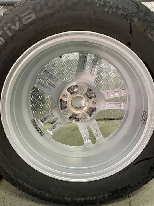 Komplet Kół Audi Vw Seat Skoda Zima Adax Koźle