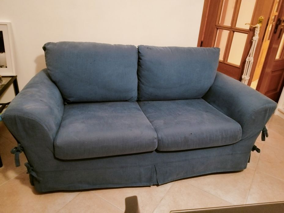 Sofá azul marinho