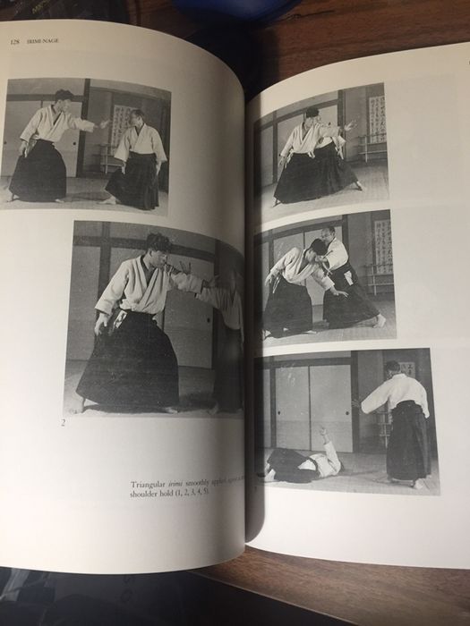 Livro Aikido - Morihei Ueshiba - Artes Marciais