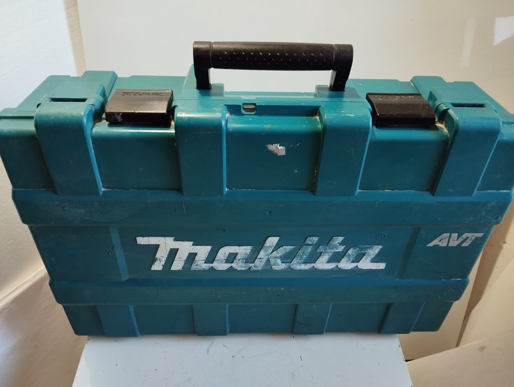 Makita HR4013 C AVT młot kujący obrotowy SDS max młotowiertarka udarow