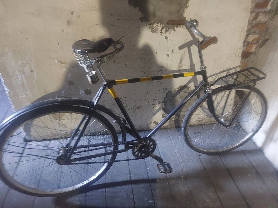 Stary zabytkowy rower prawdopodobnie ukraiński