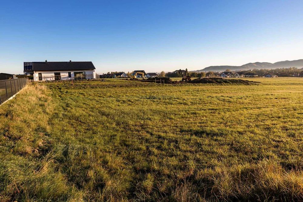 Sprzedam działkę budowlaną w Roczynach