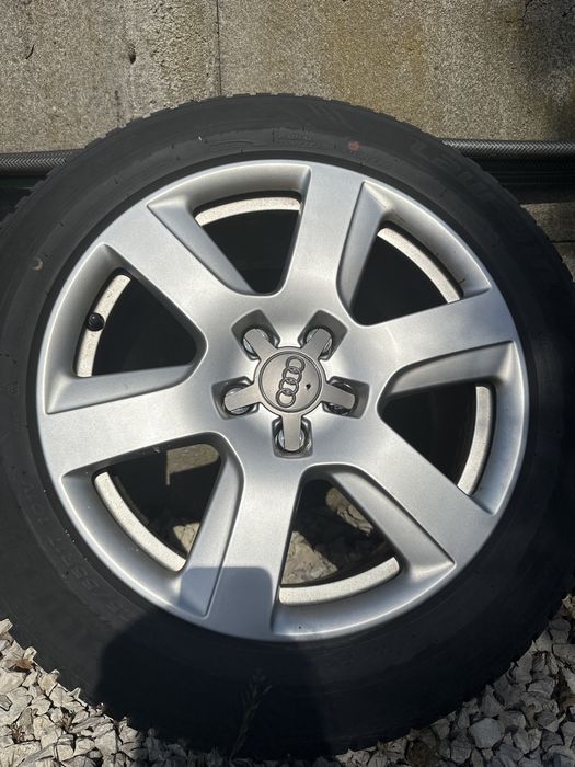 Całe koła Audi 225x55x17 zima felgi i opony