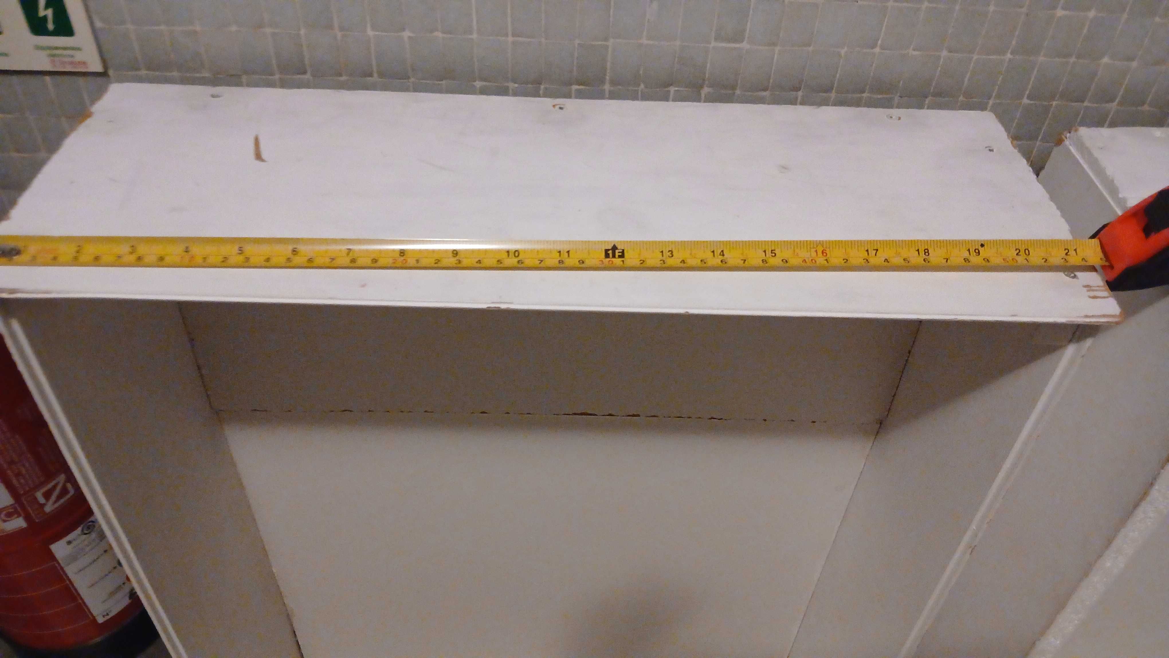 Gaveta com rodas para arrumação