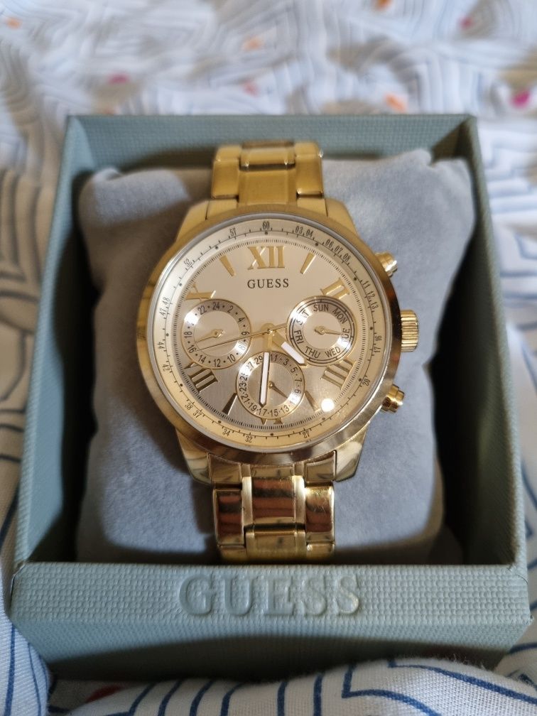 Zegarek  Damski GUESS