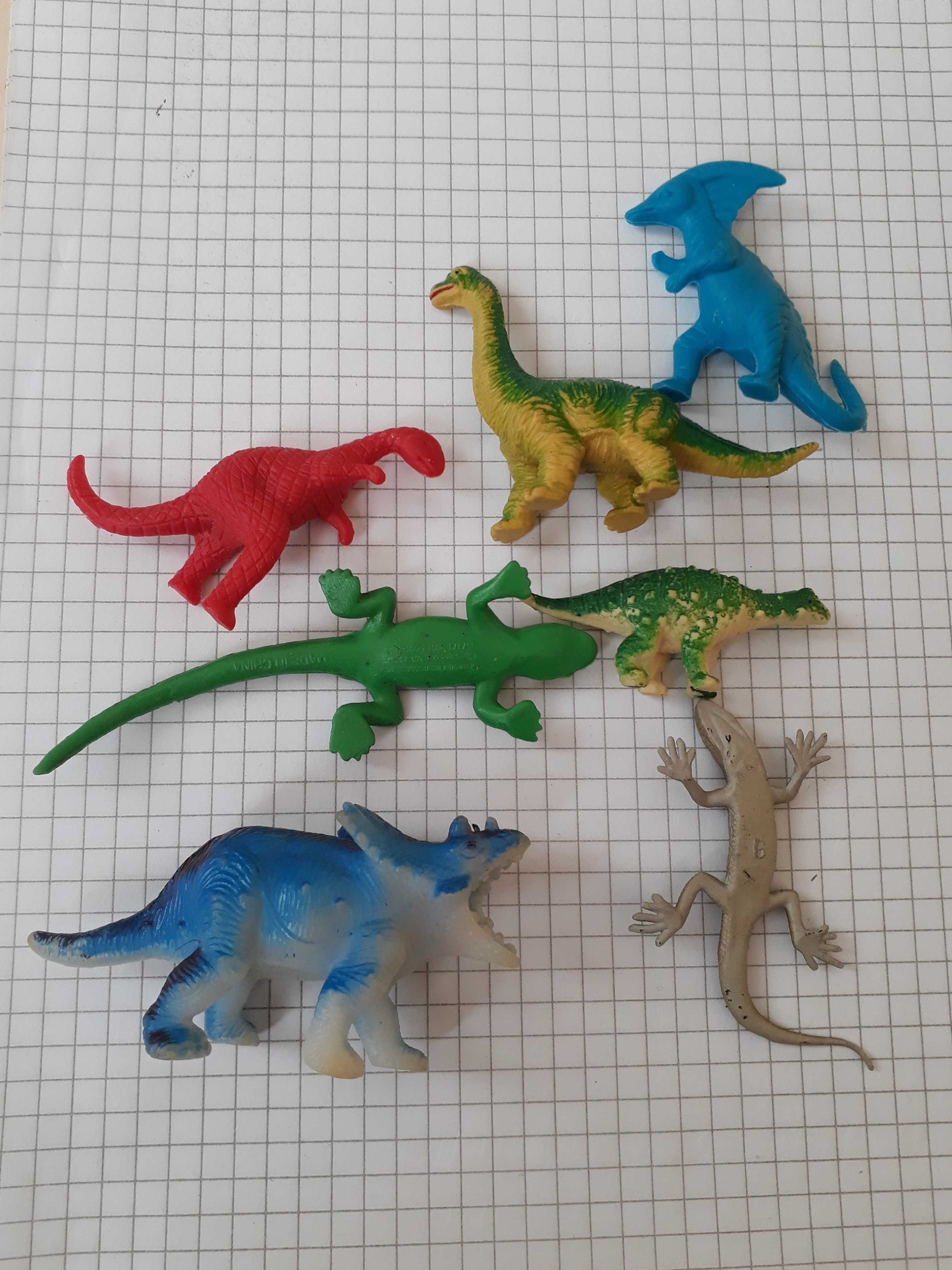 Динозавры фигурки 7шт.