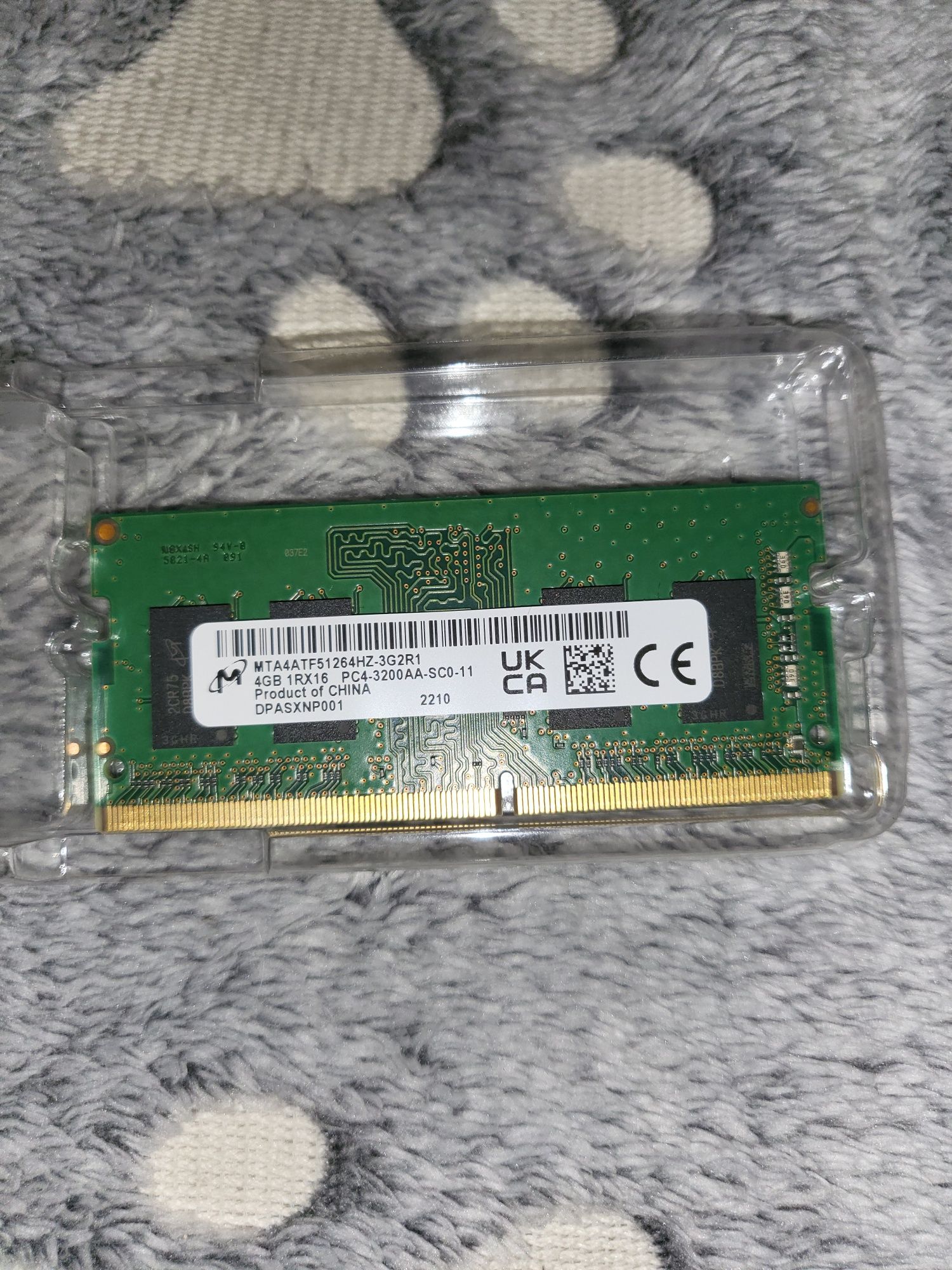 Оперативна пам'ять DDR4 4GB