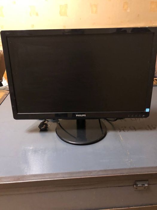 Монитор Philips 226V4L/21.5" (1920x1080) TN/DVI, VGA б/в