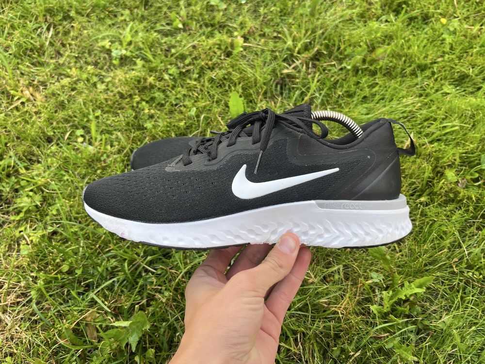 Оригінальні Кросівки Nike react 43 розмір 27,5см стелька стан 7/10