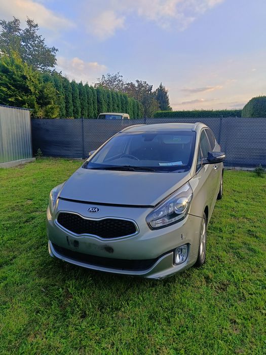 Kia carens anglik v5c 1.7 crdi automat