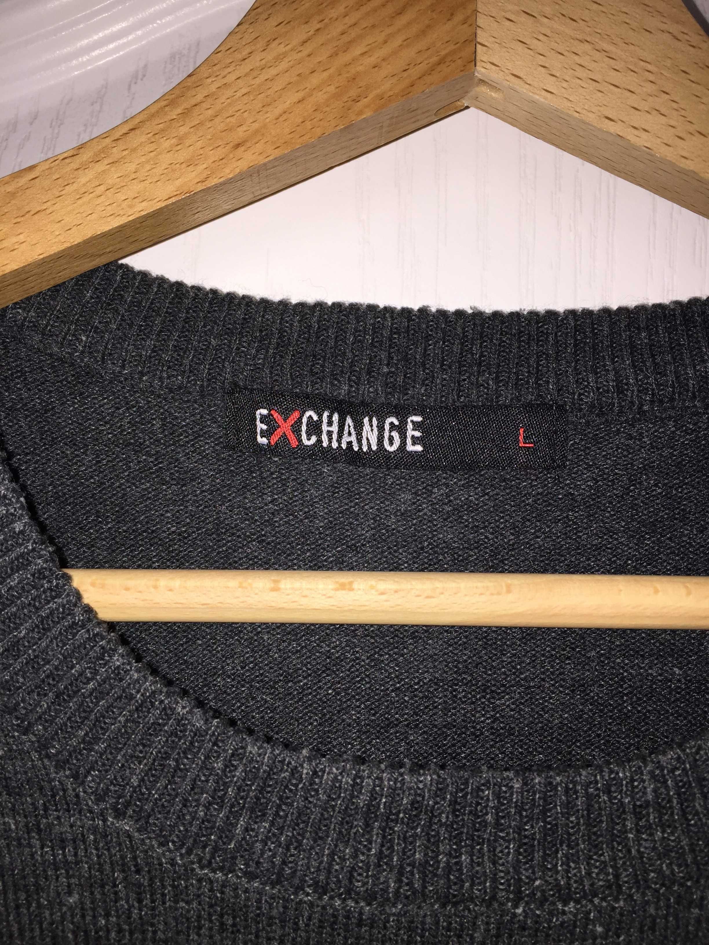 Lekki sweter męski szary w paski typu round-neck firmy exchange roz. L