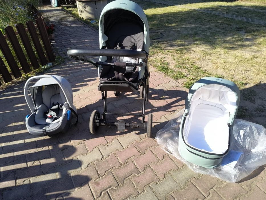 Wózek Milu Kids 2w1 z nosidełkiem