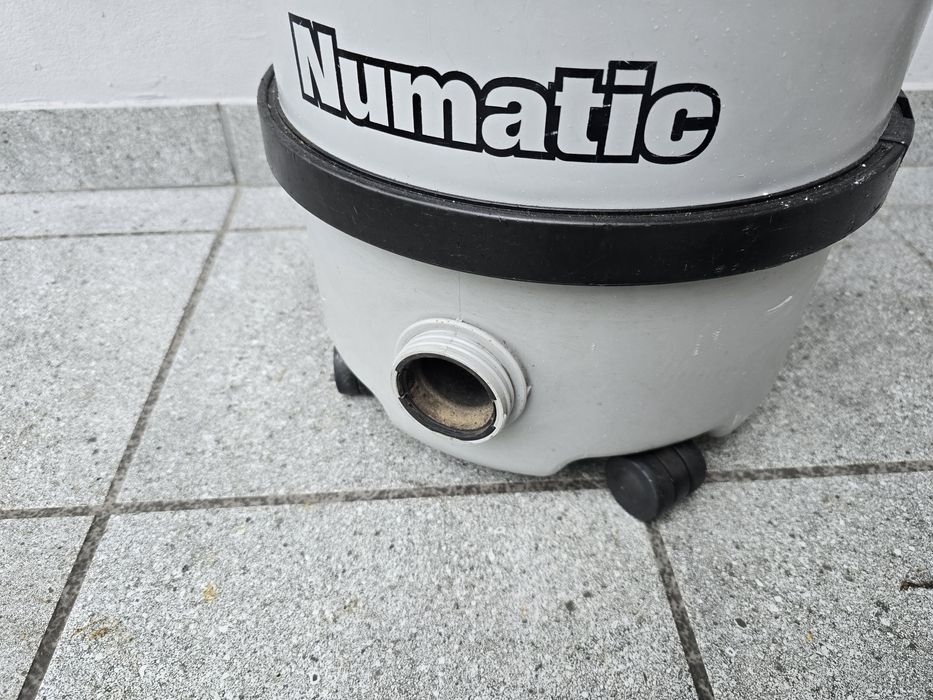 Odkurzacz Numatic komplet