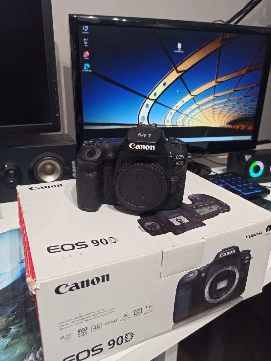 Canon EOS 90D + Tamron 17-50 2.8  XR Di II VC Canon