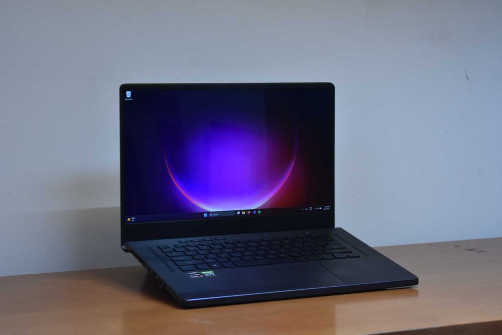 Asus ROG 15 | RTX 3080 8GB | 24GB RAM | Ryzen 9 5900 HS | 1 TB SSD