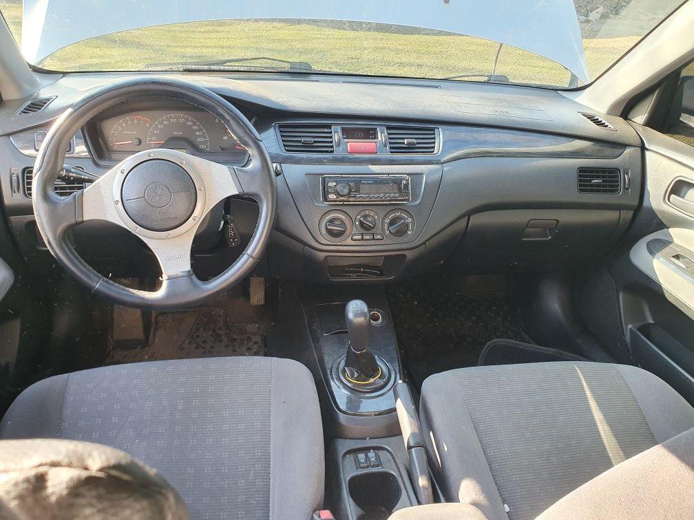 Lancer 9 після дтп