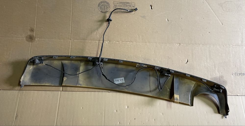 Mercedes w204 amg nakładka zderzaka dyfuzor spoiler tył pdc oryginał
