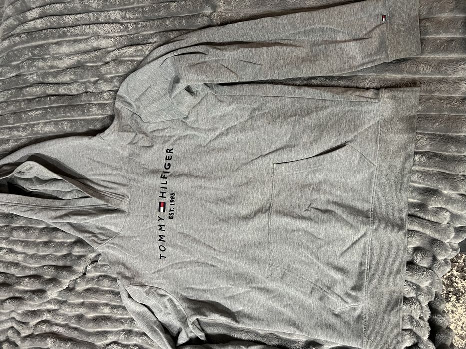 Продам худі Tommy Hilfiger