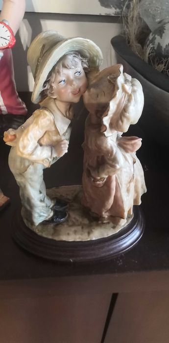 Estatuetas e pequenas peças decorativas