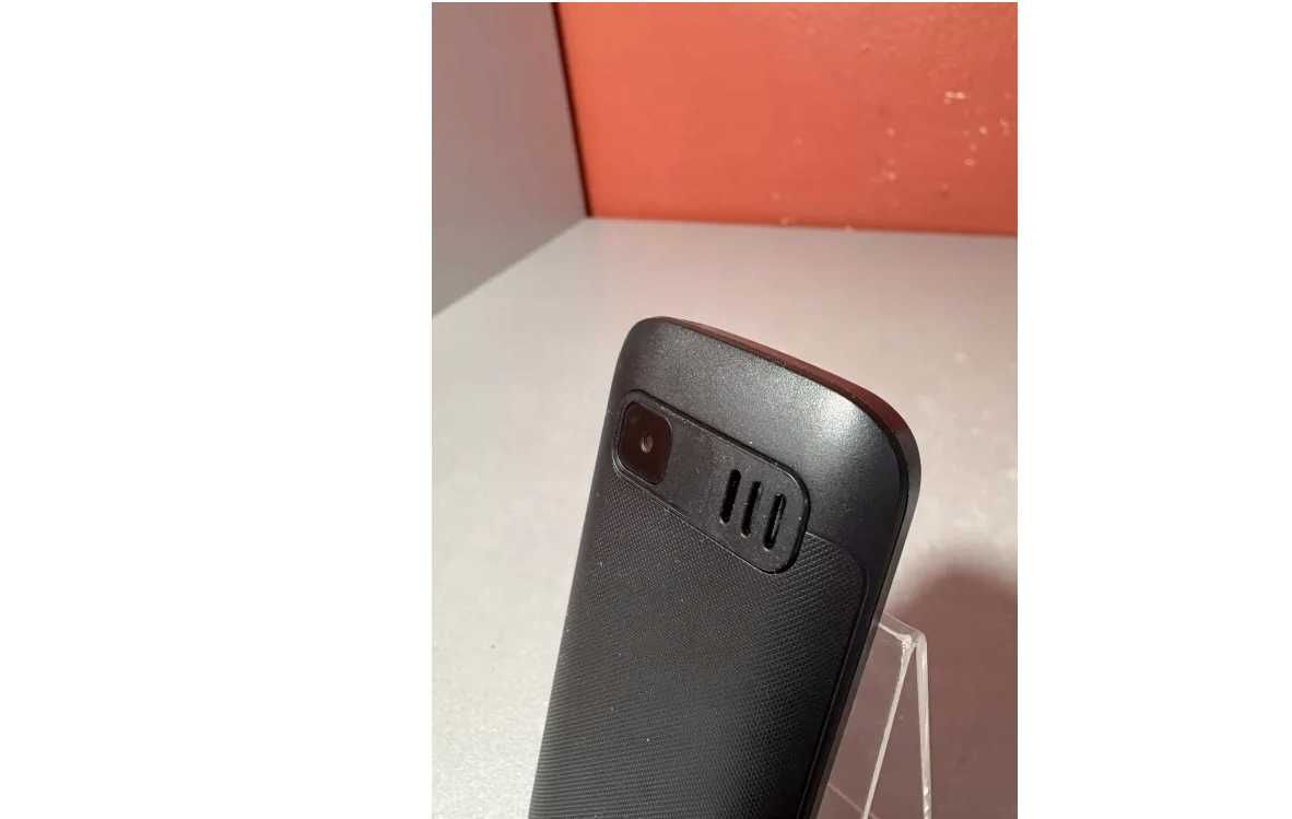 telefon MAXCOM MM134 na części