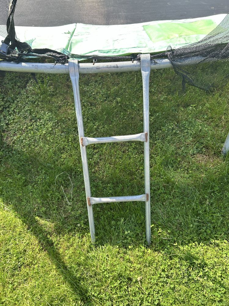 Trampolina duża.