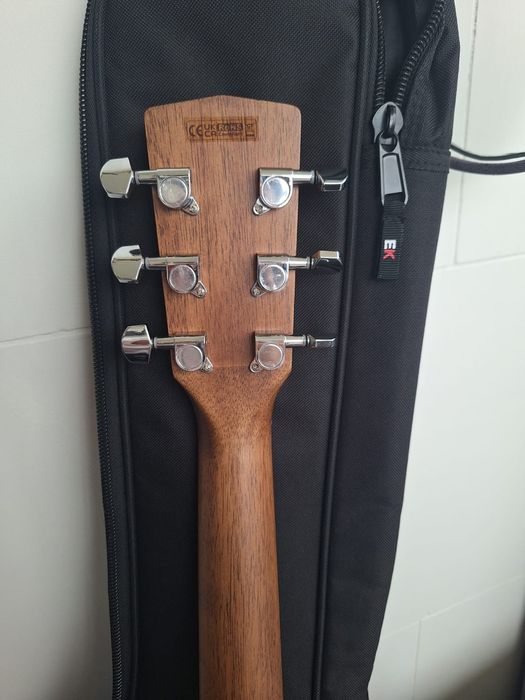 Guitarra Acústica – Nova!