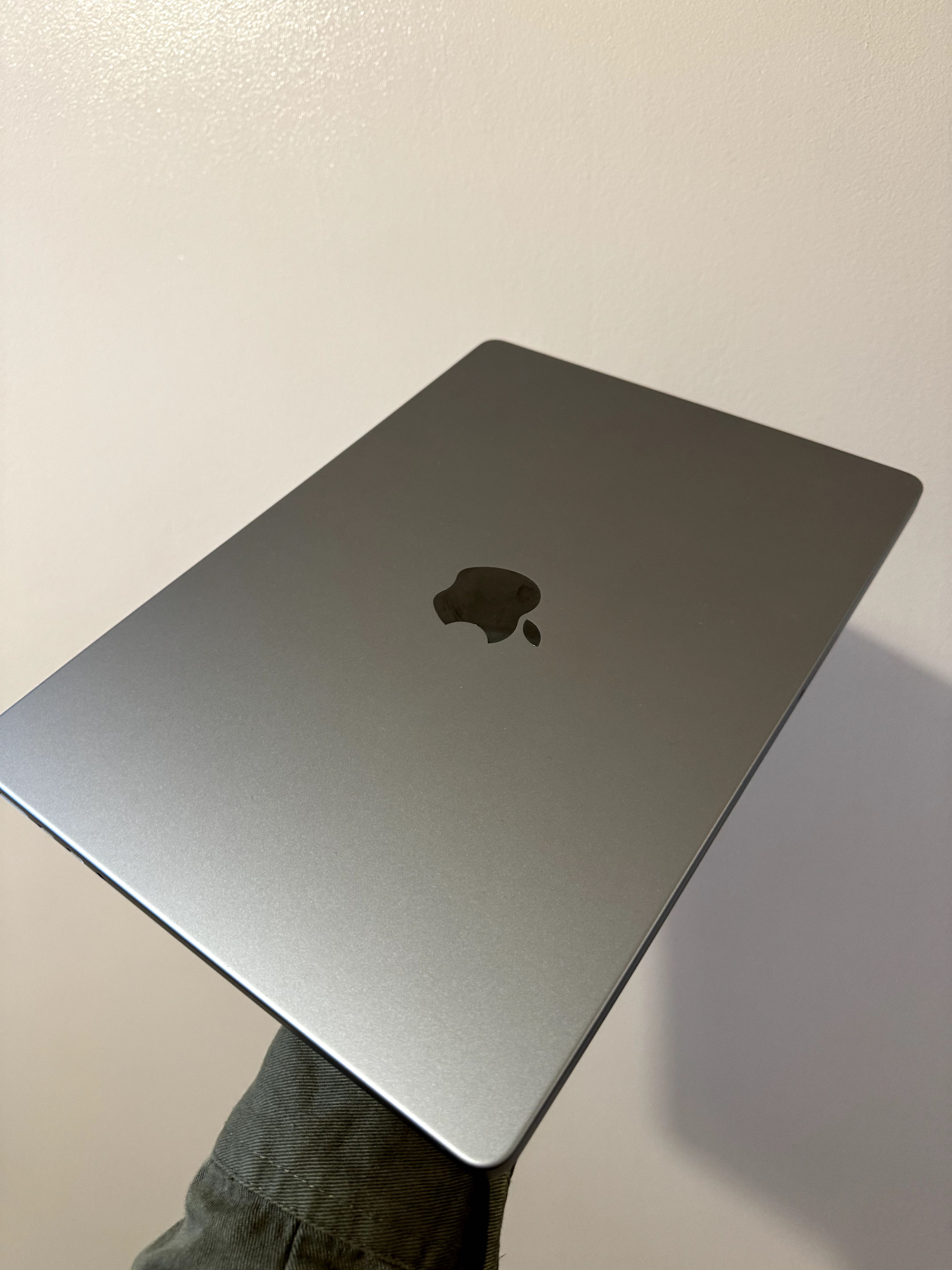 MacBook Pro 14 m2 pro 32 ram 512 ssd ідеальний стан