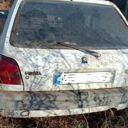 Ford Fiesta 1.8 d apenas peças