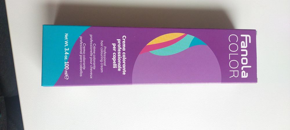 Farba do włosów Fanola 5.0