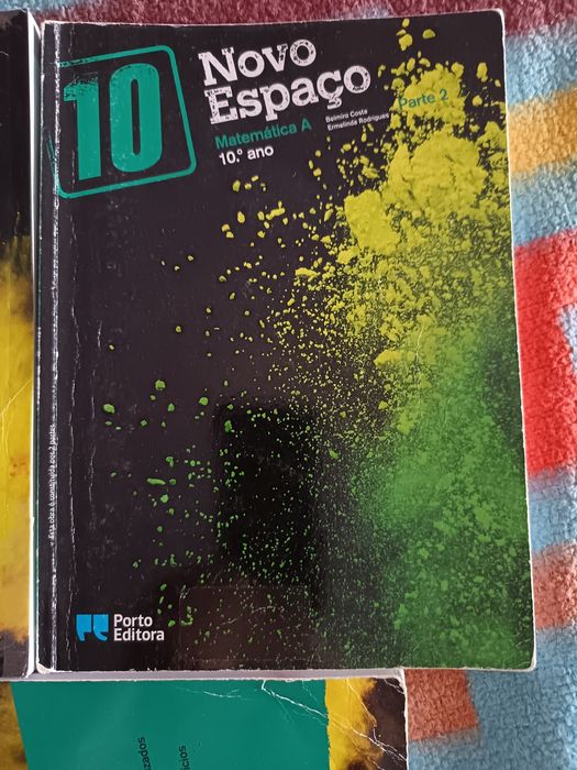Mauais e caderno de atividades Matemática A 10.ano