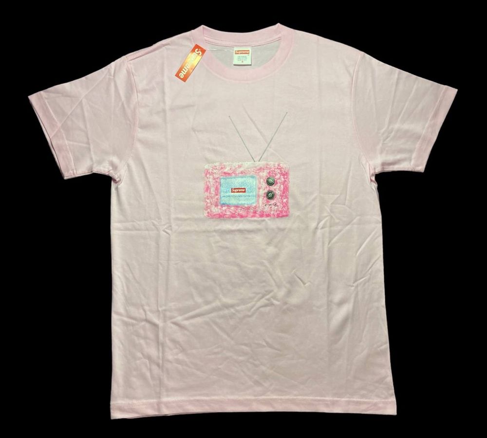 Supreme pink tee