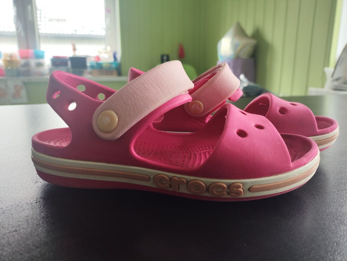 Sandały crocs C 11