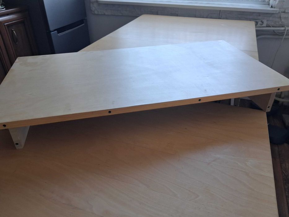 Solidny stół ikea, dwa krzesla gratis