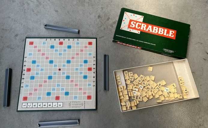 Gra planszowa literkowa układanie słów Scrabble oryginalna vintage
