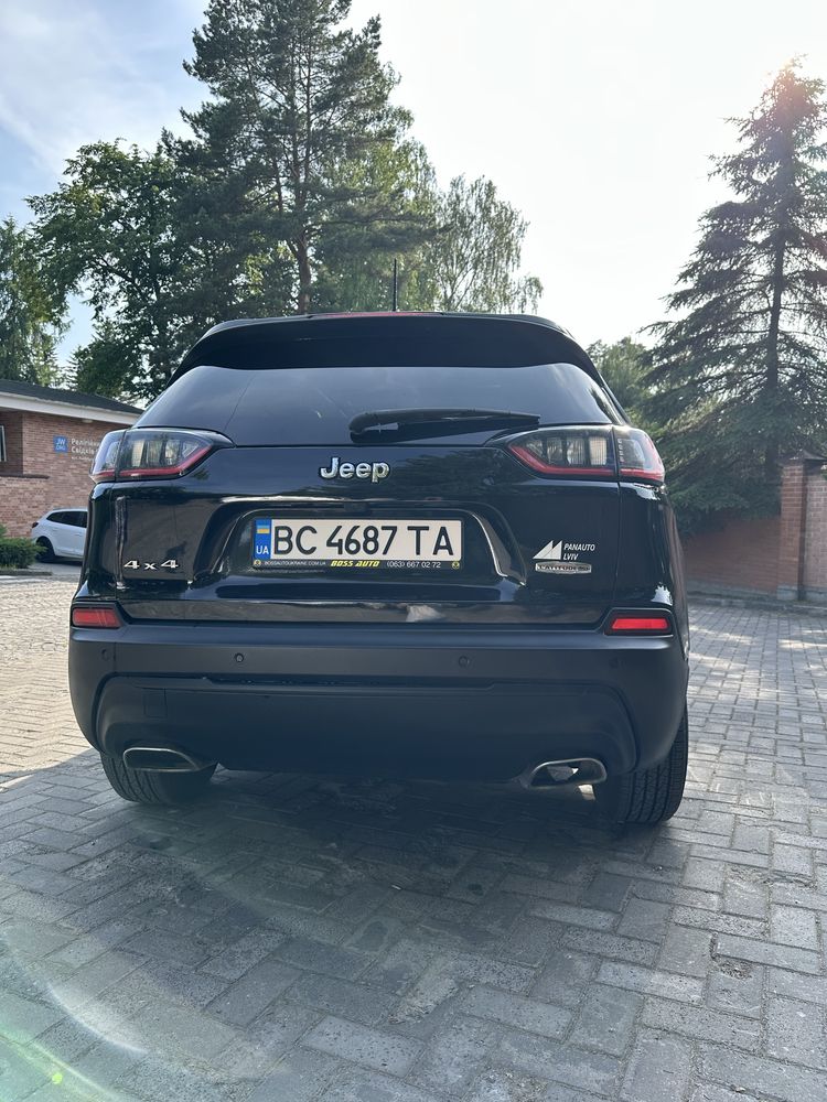 Продам Jeep Cherokee 2022р. 15тис. км пробігу!