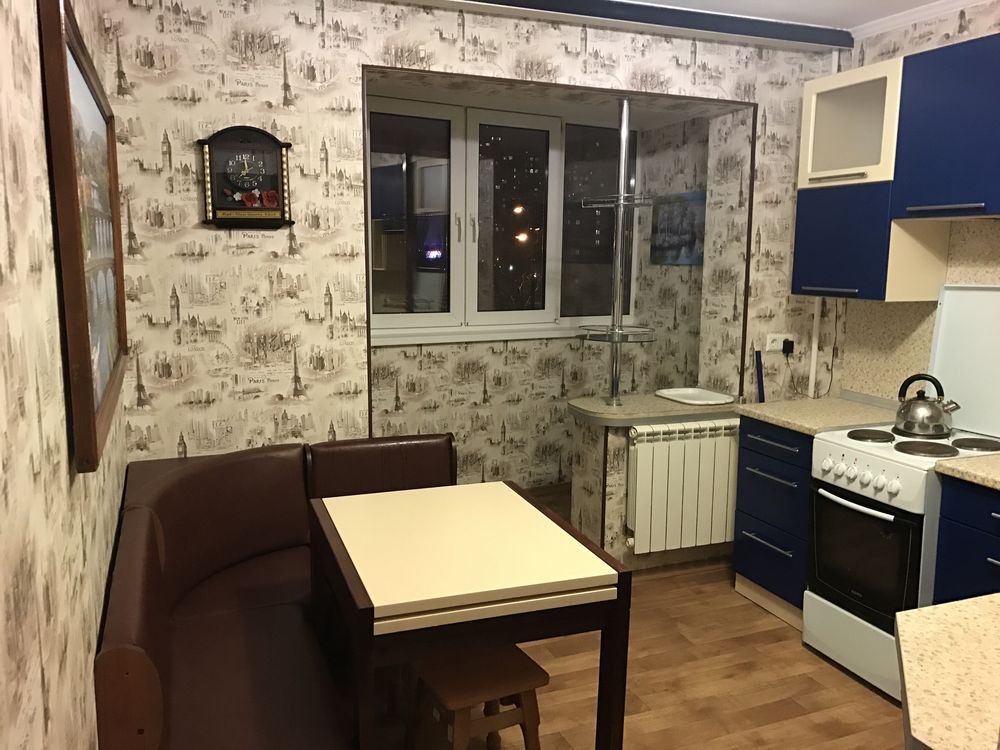 Подобово Подобово квартира на Оболоні.  Метро Мінська.