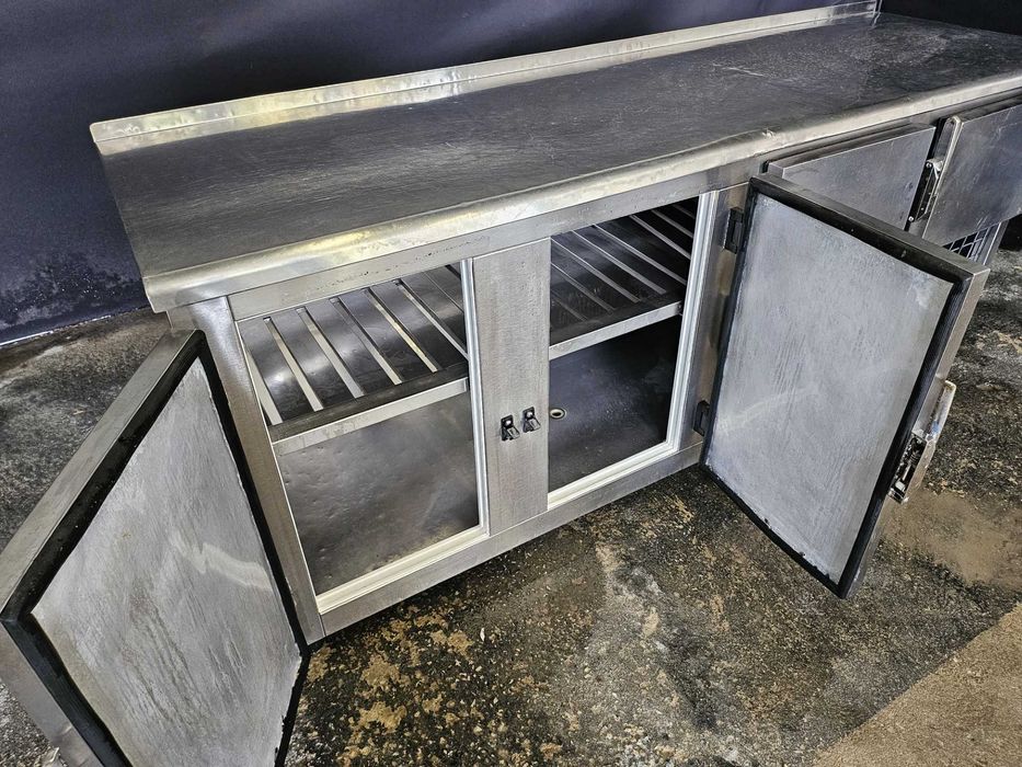 Bancada refrigerada em inox