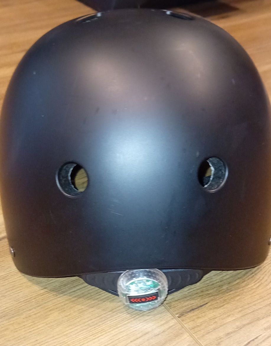 Kask rozmiar M na rower, rolki, hulajnogi itd.