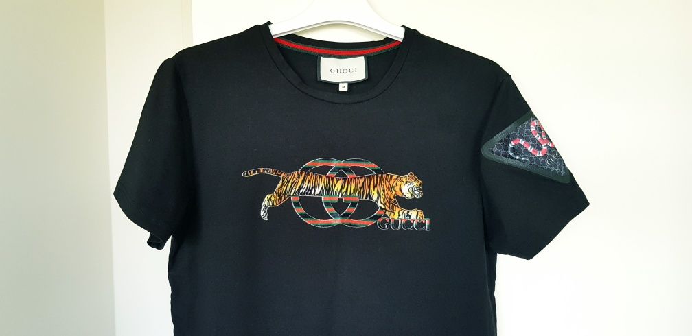 T-shirt GUCCI Tiger, czarny