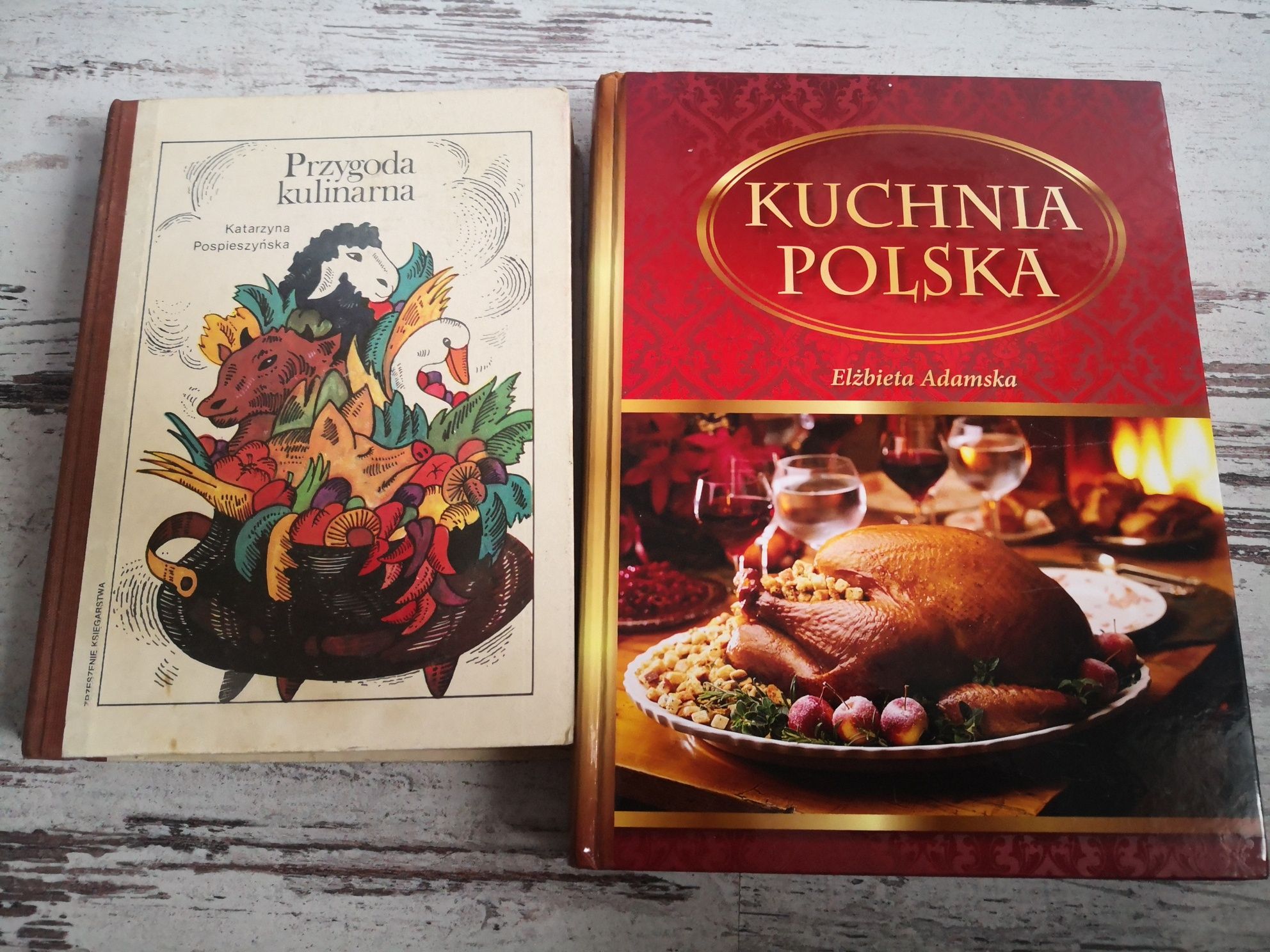 Dwie książki kucharskie Kuchnia Polska oraz Przygoda Kulinarna
