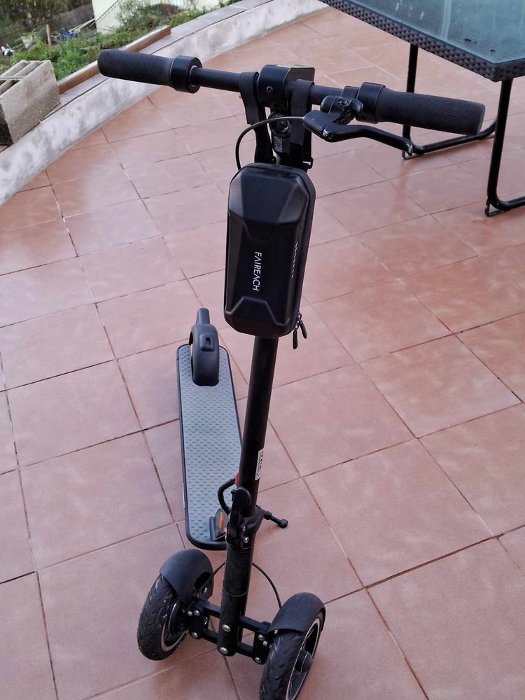 Trotinet Yimi bom estado