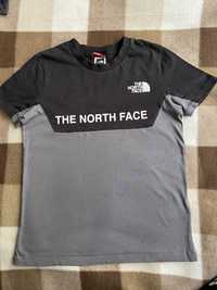 Футболки на мальчика 7-9 лет. The north face. Adidas.